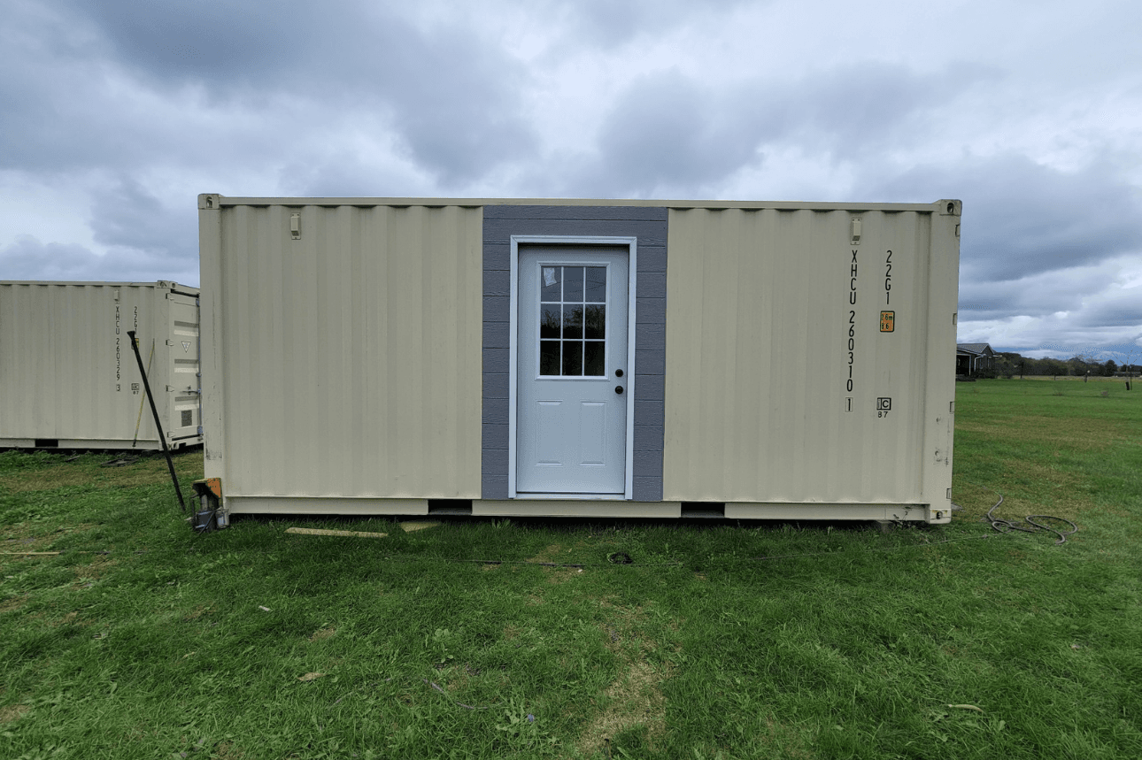 20ft Standard 1 Trip Modified Shipping Container With Man Door (20MOD1TRIP)