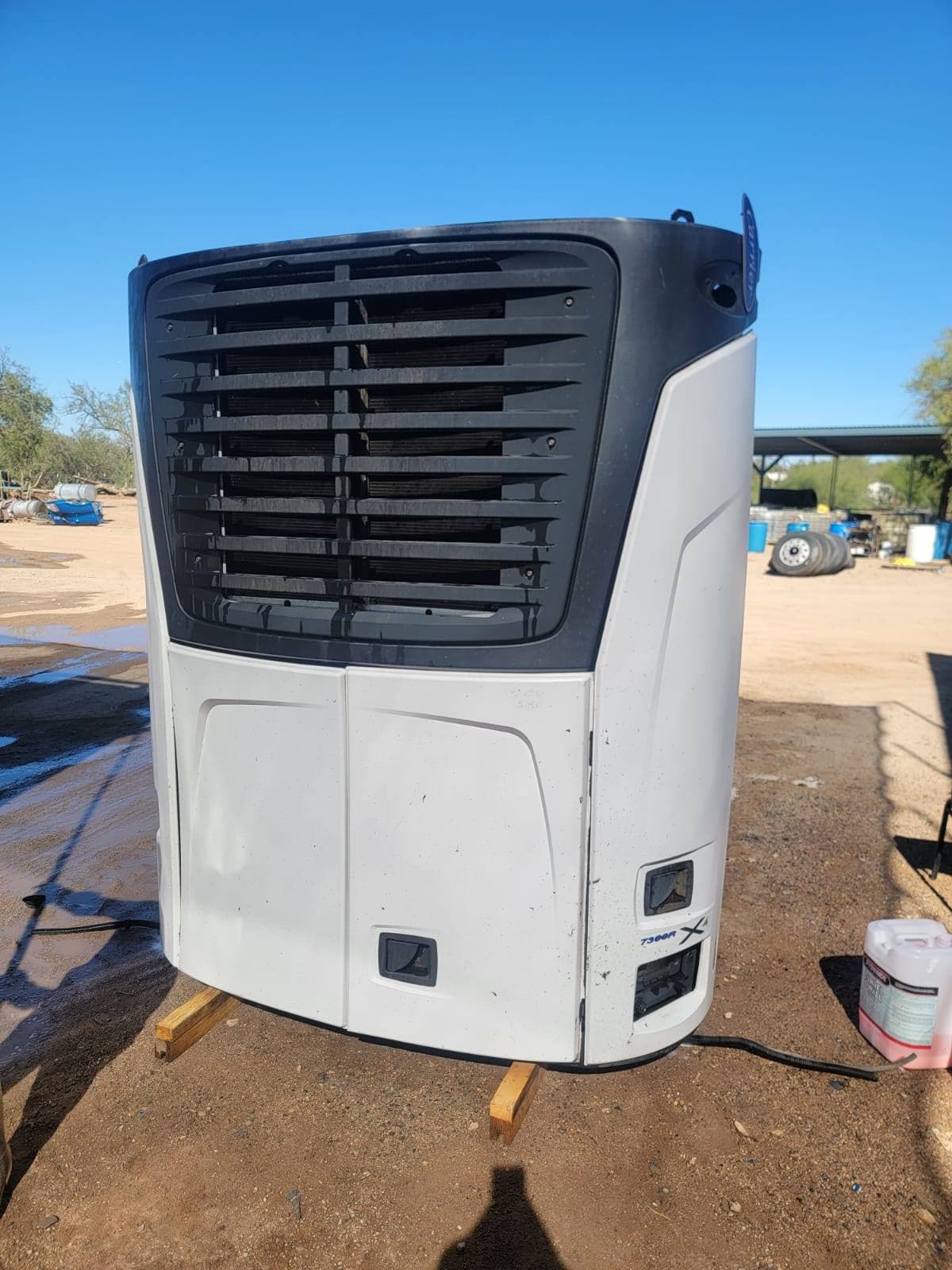 X4 7300R Refrigeration Units
